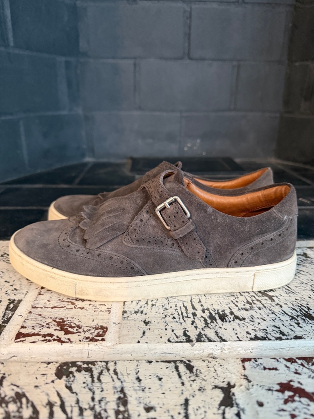 Frye Women’s Gray Suede Casual Strap Shoe